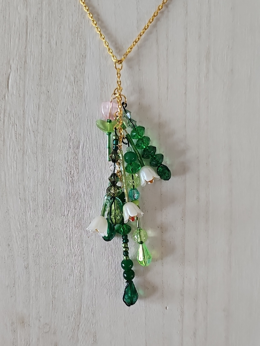 Green Floral Bead Drop Necklace